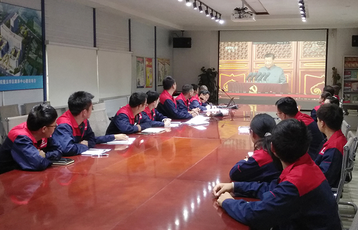 五公司五華區醫院項目觀(guān)看大會(huì )直播 陸繼敏攝影小.jpg